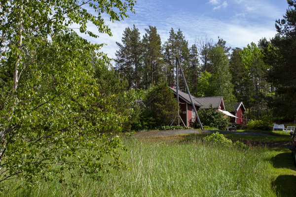 2 h + tupakeittö + erillinen vierasmaja Rahi Kustavi 45 m²
